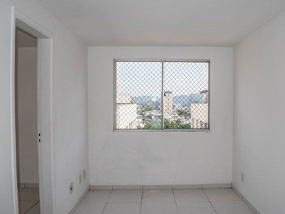 Apartamento em Vila Menk, Osasco/SP de 51m² 3 quartos à venda por R$ 244.000,00