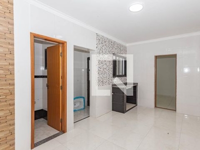 APARTAMENTO no 1º andar com 1 dormitório