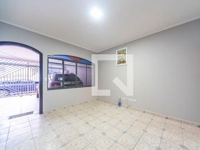 CASA com 3 dormitórios e 1 garagem