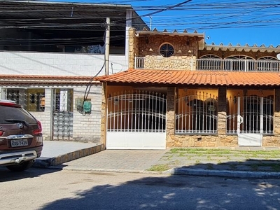 Casa em Campo Grande, Rio de Janeiro/RJ de 250m² 4 quartos à venda por R$ 349.000,00