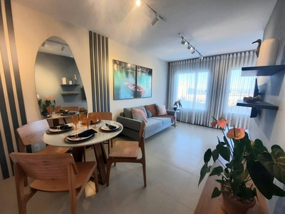 Casa em Candeias, Vitória da Conquista/BA de 68m² 3 quartos à venda por R$ 327.000,00