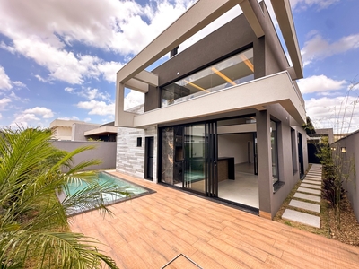 Casa em Centro, Campo Grande/MS de 183m² 3 quartos à venda por R$ 1.849.000,00
