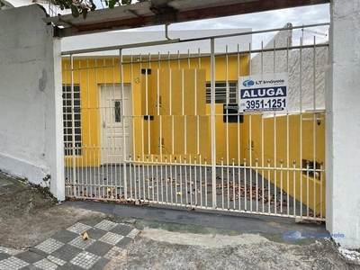 Casa em Centro, Jacareí/SP de 50m² 1 quartos para locação R$ 950,00/mes