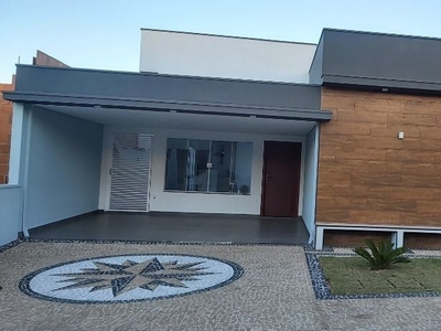 Casa em Centro, Jaguariúna/SP de 190m² 4 quartos à venda por R$ 974.000,00