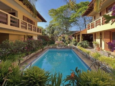 Casa em condomínio fechado com 4 quartos à venda no são paulo ii, cotia por r$ 2.200.000