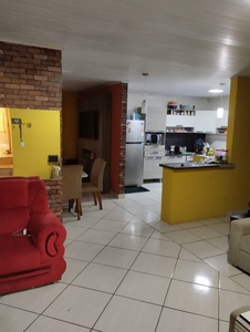 Casa em CPA III, Cuiabá/MT de 300m² 4 quartos à venda por R$ 399.000,00