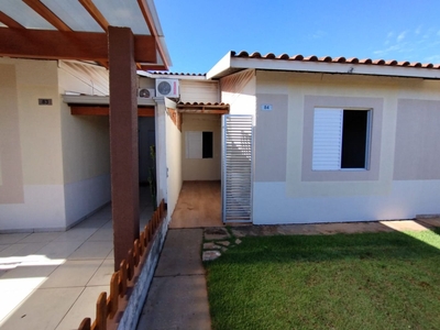 Casa em Heimtal, Londrina/PR de 75m² 2 quartos para locação R$ 850,00/mes