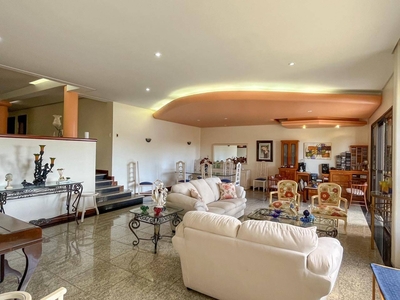 Casa em Ilha do Boi, Vitória/ES de 536m² 5 quartos à venda por R$ 4.349.000,00