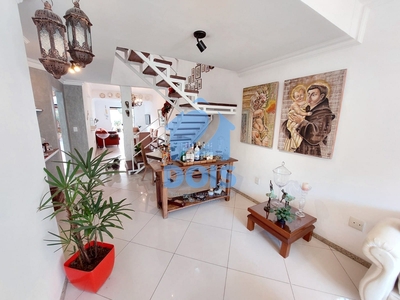 Casa em Jardim Amália, Volta Redonda/RJ de 173m² 3 quartos à venda por R$ 748.000,00