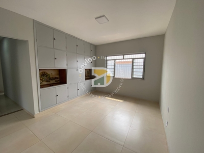 Casa em Jardim Longatto, Mogi Mirim/SP de 150m² 3 quartos à venda por R$ 469.000,00