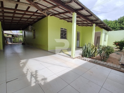 Casa em Jardim Tropical, Boa Vista/RR de 189m² 4 quartos à venda por R$ 297.000,00