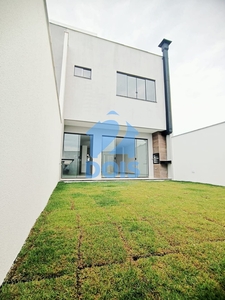 Casa em Morro da Conquista, Volta Redonda/RJ de 162m² 3 quartos à venda por R$ 788.000,00