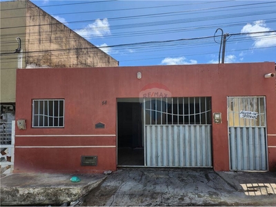 Casa em Pajuçara, Natal/RN de 140m² 3 quartos à venda por R$ 129.000,00