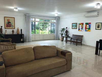 Casa em Ponta da Praia, Santos/SP de 229m² 3 quartos à venda por R$ 1.359.000,00