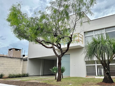 Casa em Terra Bonita, Londrina/PR de 238m² 3 quartos à venda por R$ 1.599.000,00 ou para locação R$ 7.000,00/mes