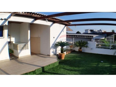 Casa em Vargem Pequena, Rio de Janeiro/RJ de 325m² 4 quartos à venda por R$ 889.000,00