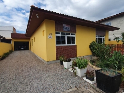 Casa residencial na palhoça