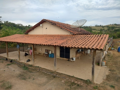 Fazenda em Área Rural de Guardinha, São Sebastião do Paraíso/MG de 10m² 3 quartos à venda por R$ 399.000,00