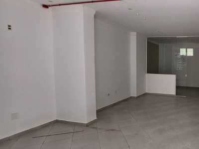 Sala em Centro, Balneário Camboriú/SC de 65m² à venda por R$ 499.000,00 ou para locação R$ 3.000,00/mes