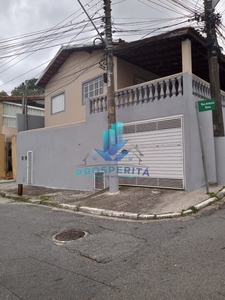 Sobrado em Parque Santa Rita de Cássia, Cotia/SP de 0m² 3 quartos para locação R$ 2.000,00/mes