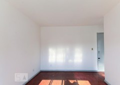 APARTAMENTO no 3º andar com 1 dormitório