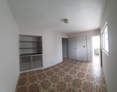 Alugo apartamento 150 m² 3qts/1 suíte + dep. na Rua Amélia no Espinheiro - Recife - PE