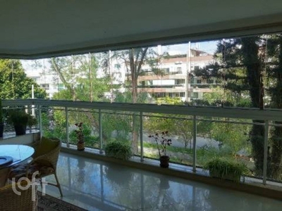 Apartamento à venda em Recreio dos Bandeirantes com 186 m², 3 quartos, 2 suítes, 3 vagas