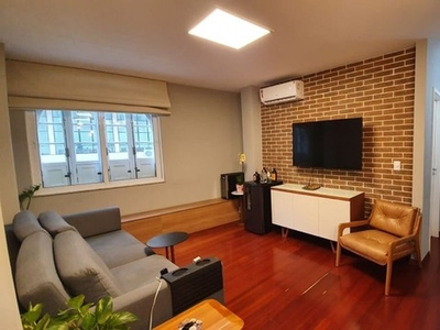 Apartamento para aluguel tem 80 metros quadrados com 2 quartos em Copacabana - Rio de Jane