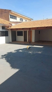 Casa com 4 dormitórios para alugar, 290 m² por R$ 3.800/mês - Jardim Maracanã - São José d