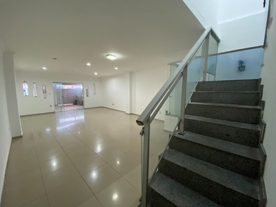 Casa para aluguel com 300 metros quadrados com 3 quartos em Umarizal - Belém - Pará.