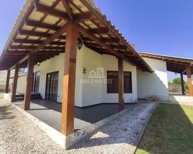 Excelente casa para uso comercial disponível para locação em Santa Terezinha!!