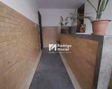 Apartamento com 3 dormitórios à venda, 60 m² por R$ 180.000,00 - Caxangá - Recife/PE