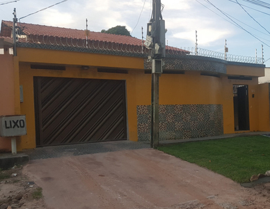 Linda casa a Venda em Santarém Pará p