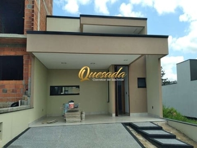 Lindíssima casa térrea nova, à venda, com 3 suítes, planejados, área gourmet, quintal, lazer no condomínio residencial park gran reserve, indaiatuba.