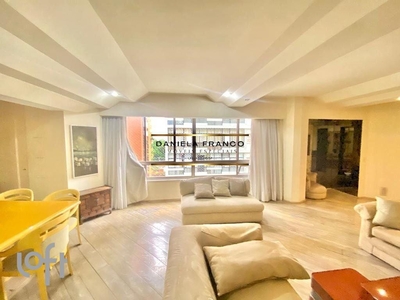 Apartamento à venda em Jardim Paulistano com 165 m², 3 quartos, 1 suíte, 1 vaga