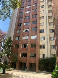 Apartamento para alugar no bairro Santo Antônio, 180m²