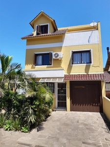 Casa 3 dorms à venda Rua Hélio Félix Frey, Espírito Santo - Porto Alegre