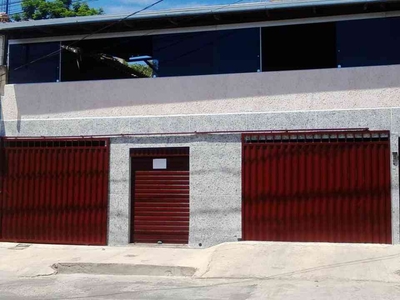Casa com 3 quartos à venda no bairro São Pedro, 200m²