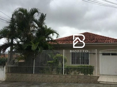 Casa em Barreiros, São José/SC de 142m² 3 quartos à venda por R$ 899.000,00