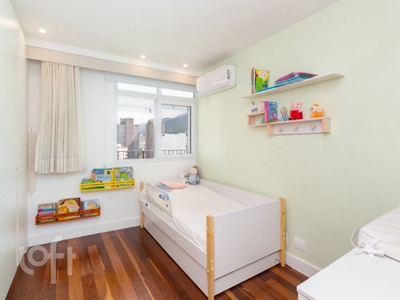 Apartamento à venda em Botafogo com 101 m², 2 quartos, 1 suíte, 1 vaga