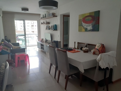 Apartamento à venda em Maracanã com 85 m², 2 quartos, 1 suíte, 1 vaga