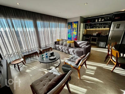 Apartamento à venda em Santo Amaro com 72 m², 1 quarto, 1 suíte, 1 vaga