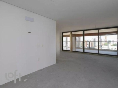 Apartamento à venda em Campo Belo com 232 m², 4 quartos, 4 suítes, 3 vagas