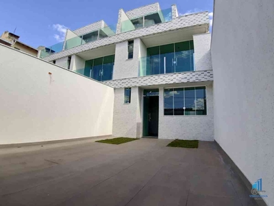 Casa com 3 quartos à venda no bairro Santa Amélia, 110m²