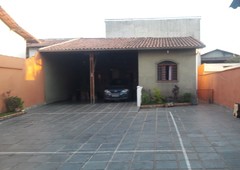 Casa à venda, Vila Perola, Contagem.