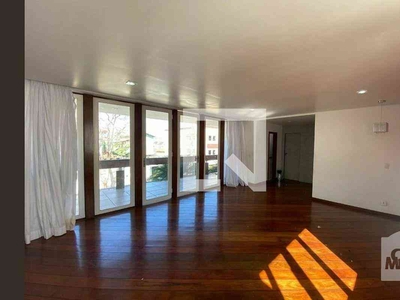 Casa com 5 quartos à venda no bairro Alto dos Pinheiros, 360m²