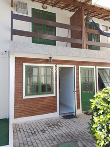 Apartamento em Palmeiras, Cabo Frio/RJ de 60m² 2 quartos à venda por R$ 314.000,00