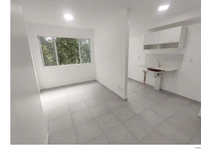 Apartamento para aluguel possui 43 metros quadrados com 2 quartos em Flores - Manaus - AM