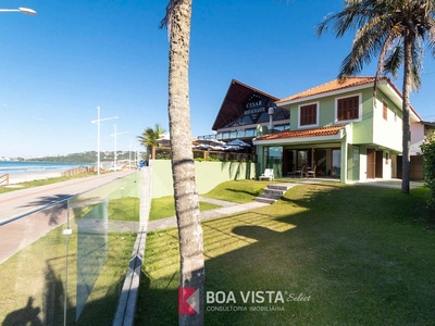 Casa em , Bombinhas/SC de 153m² 4 quartos à venda por R$ 4.099.000,00