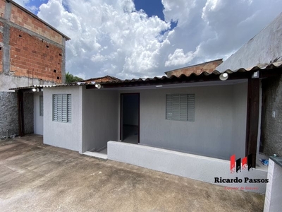 Casa em Del Lago II (Paranoá), Brasília/DF de 136m² 2 quartos à venda por R$ 109.000,00
